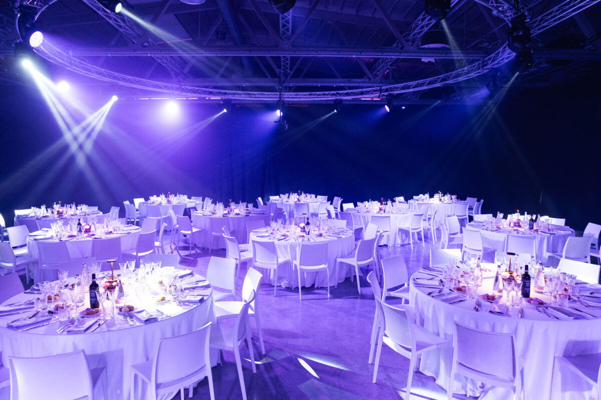 Talent Garden - Porta romana milano - tavoli per cena di gala