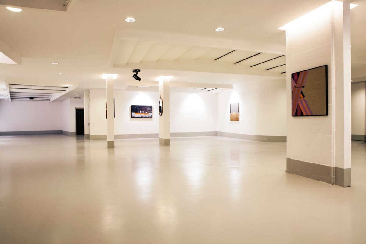 Cernaia Location - Brera Milano - Galleria con quadri