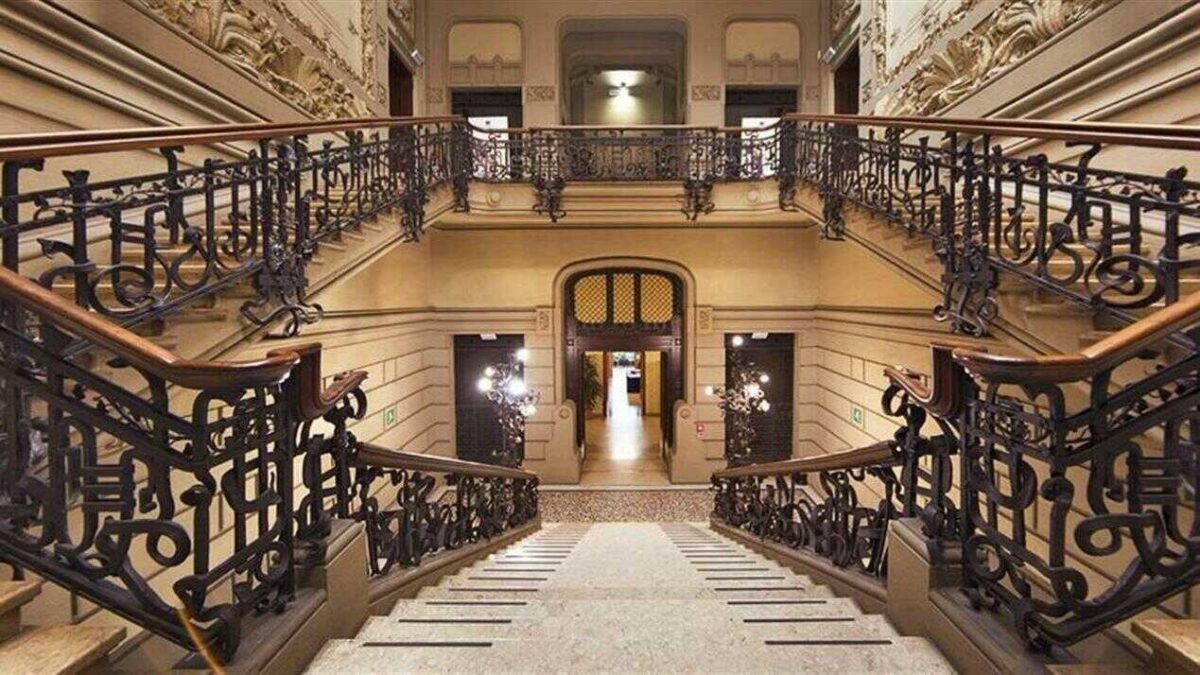 Dimora Congressuale Palestro - Location Palestro Milano - Dettaglio Scale