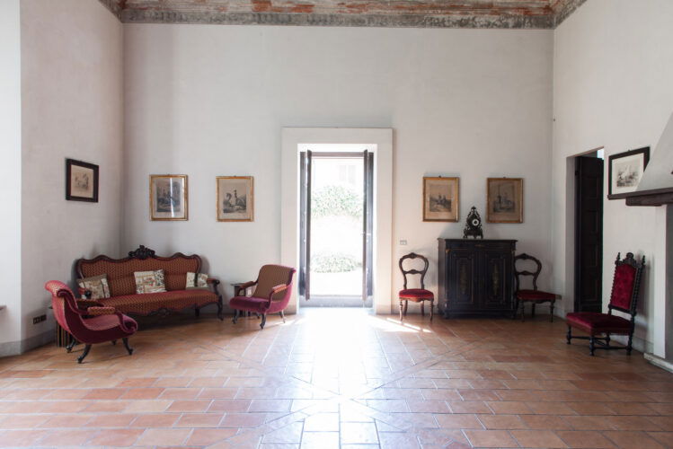 Sala con accesso diretto al giardino
